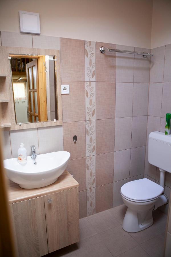 Rozsadomb Apartman Zalakaros Esterno foto